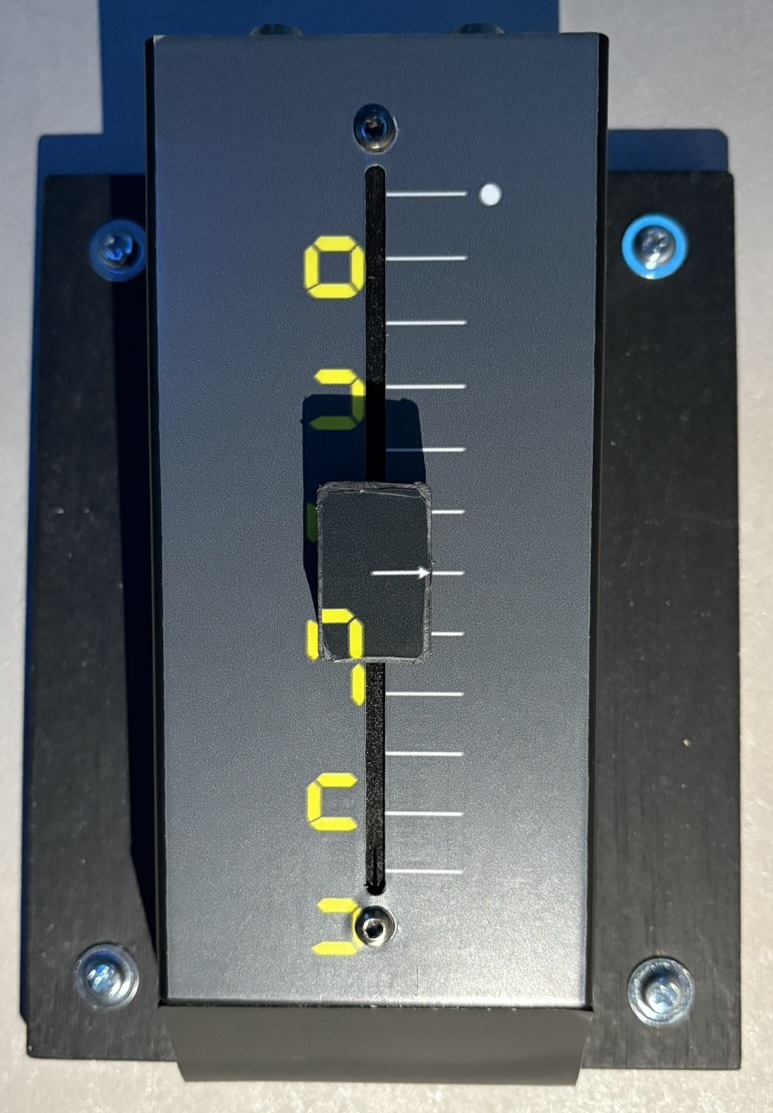 フェーダー三角