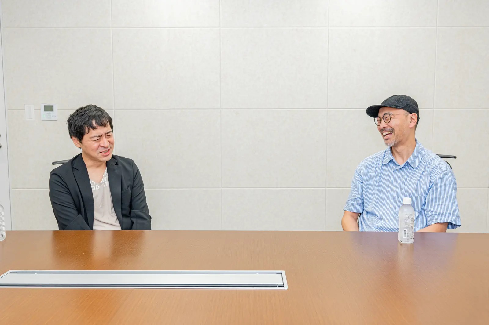 物語と体験について語り合う松井優征さんと加藤隆生さん